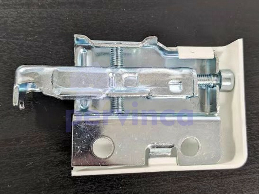 Adjustable cabinet hanger