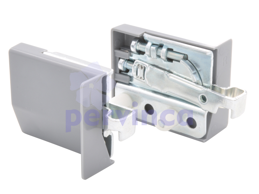 Adjustable cabinet hanger