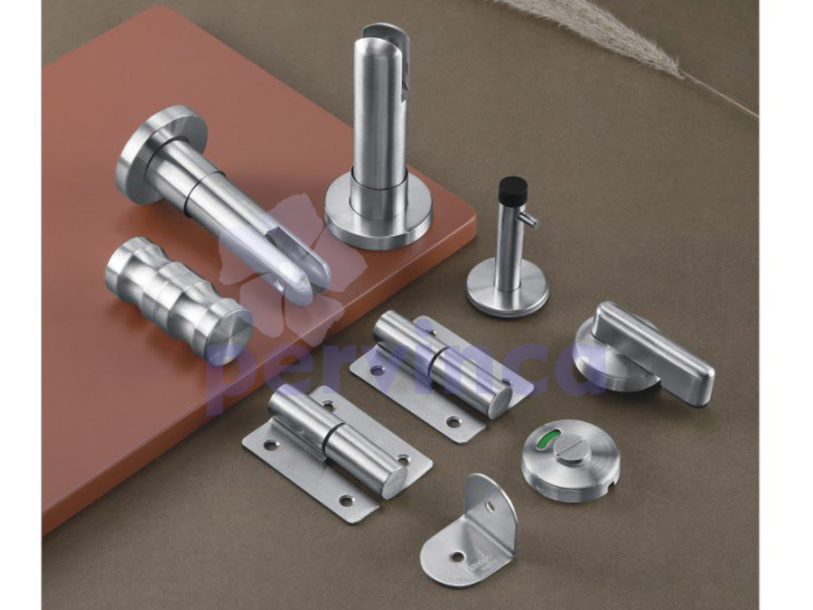 Washroom accessories, set